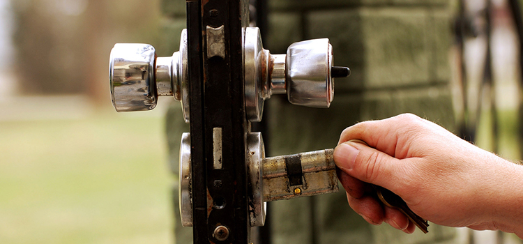 front door latch repair Casselberry